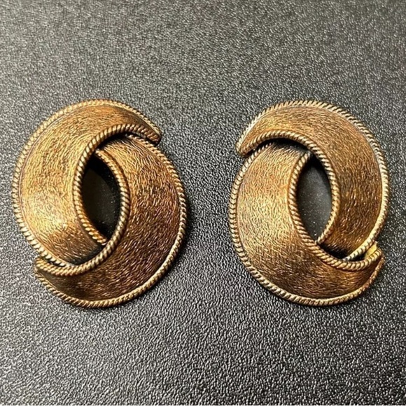 Vintage Copper Clip-On Earrings - Mid-Century - Swirled Abstract Design, Costume - Picture 1 of 7